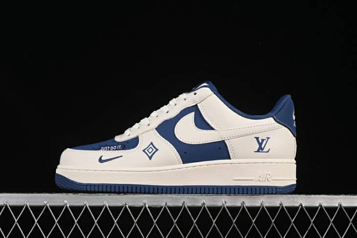 Picture of Air Force 1 _SKUfw19954387573544826fw